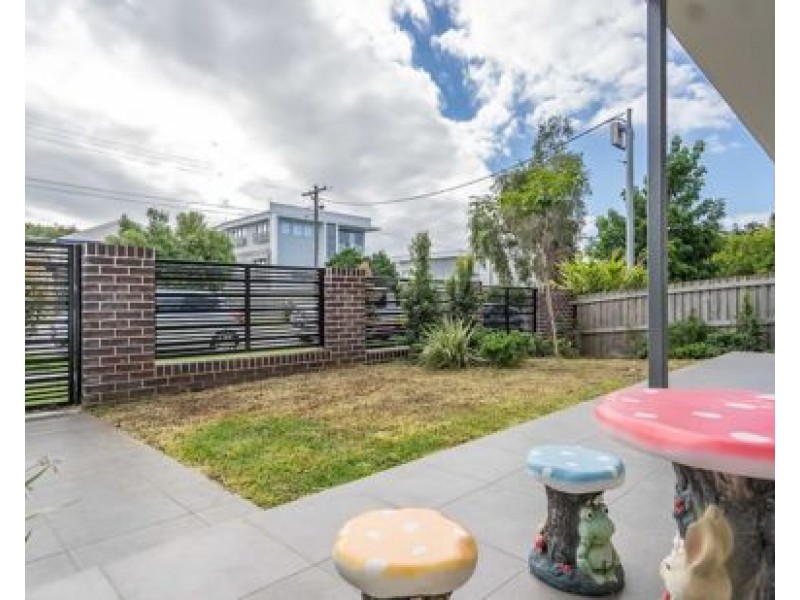 21-23 Worden St, Morningside QLD 4170