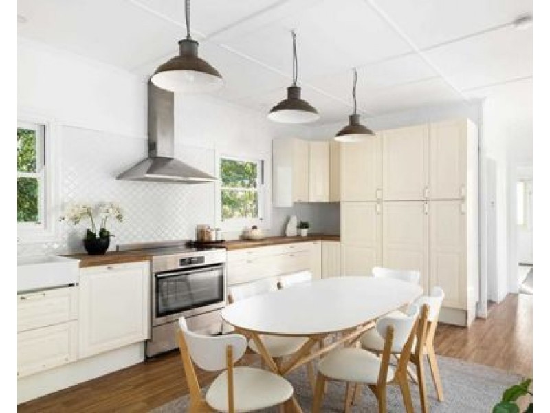 9 Clare Rd, Rocklea QLD 4106