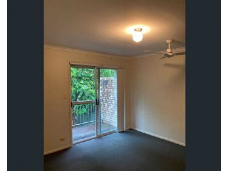 33/42 Murev Way, Carrara QLD 4211