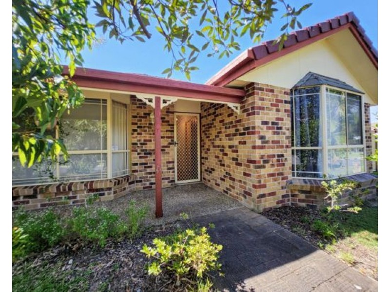 13 Kosciusko Crescent, Southport QLD 4215