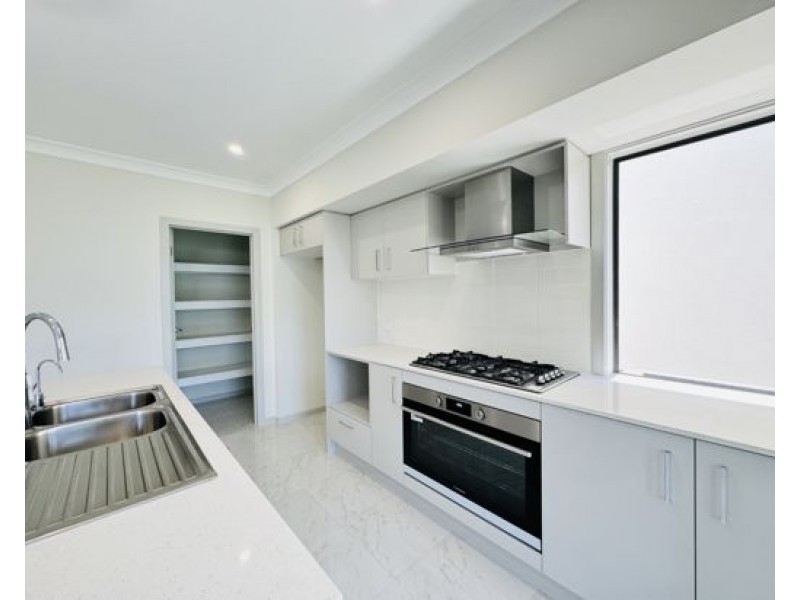 16 Passendale Road, Edmondson Park NSW 2174