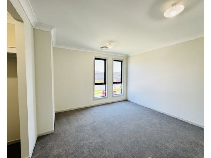 16 Passendale Road, Edmondson Park NSW 2174