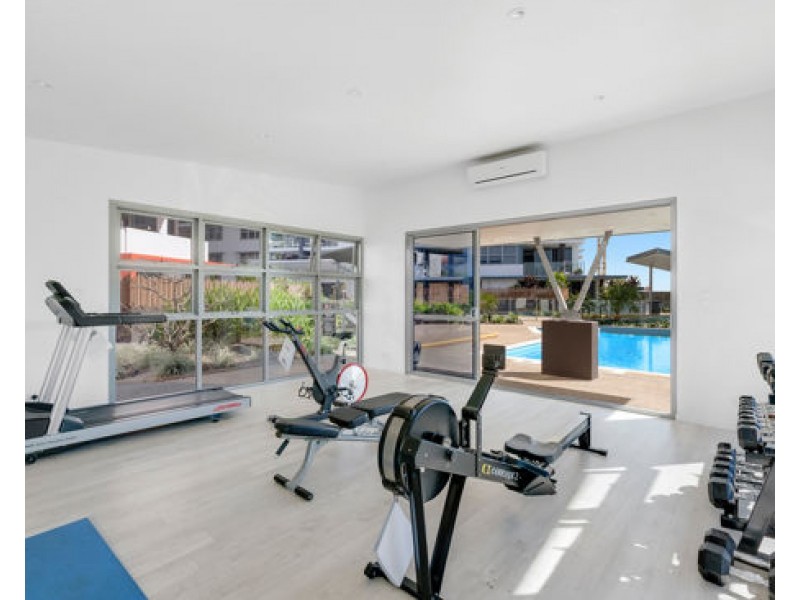 2207 42 Laver Drive, Robina QLD 4226