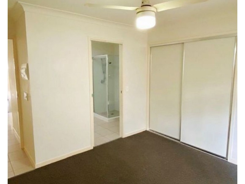 24/3 Jackson Street, Kallangur QLD 4503