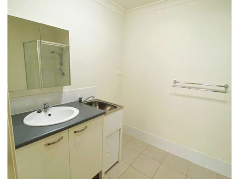 24/3 Jackson Street, Kallangur QLD 4503