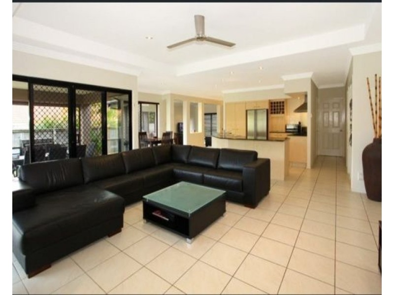 5 lillywood circuit, Molendinar QLD 4214