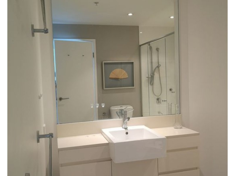 23902/5 Lawson Street, Southport QLD 4215