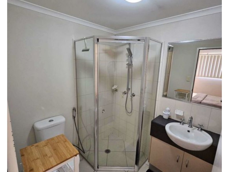 15 82-86 Martyn street, Parramatta Park QLD 4870
