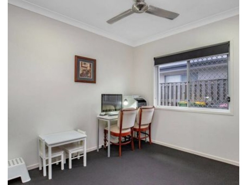 17 Carpenters Drive, Coomera QLD 4209