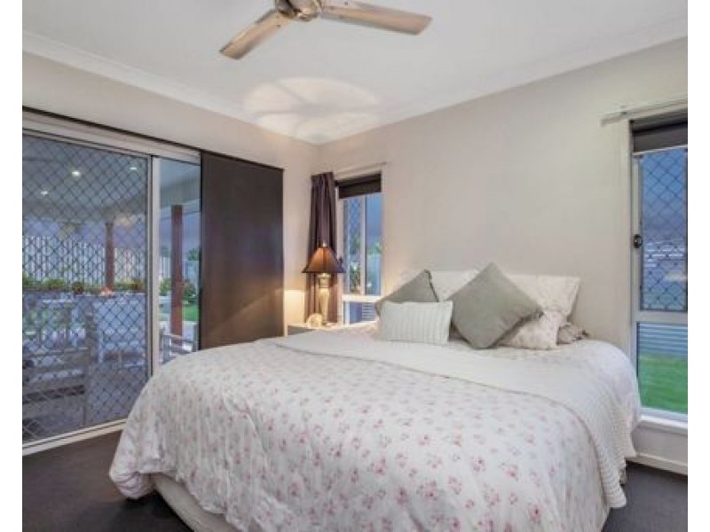 17 Carpenters Drive, Coomera QLD 4209