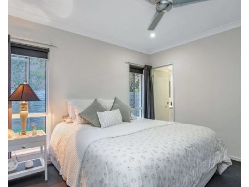 17 Carpenters Drive, Coomera QLD 4209