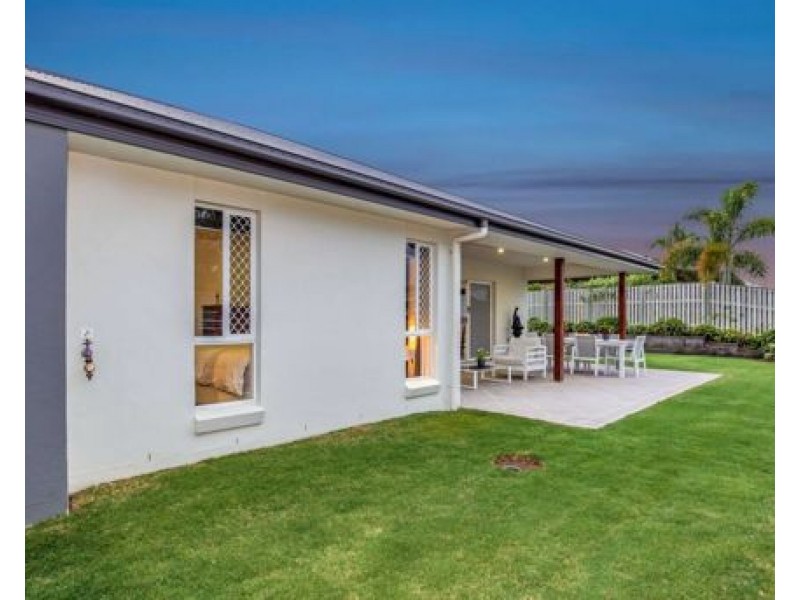 17 Carpenters Drive, Coomera QLD 4209