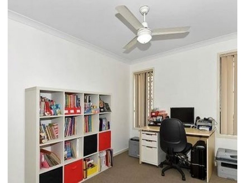 52 Parkwood Drive, Heathwood QLD 4110