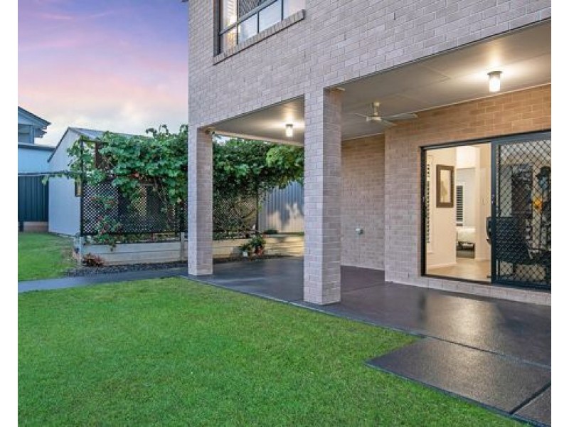 6 Bronze Court, Griffin QLD 4503