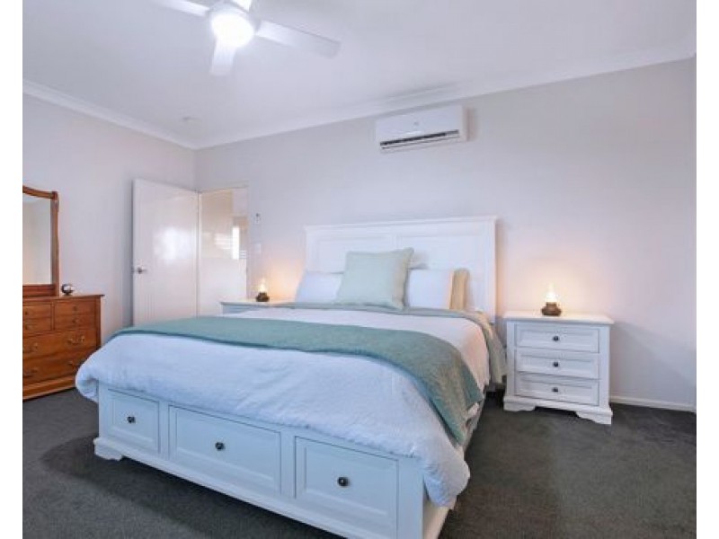 6 Bronze Court, Griffin QLD 4503
