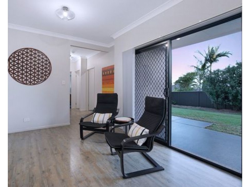 6 Bronze Court, Griffin QLD 4503