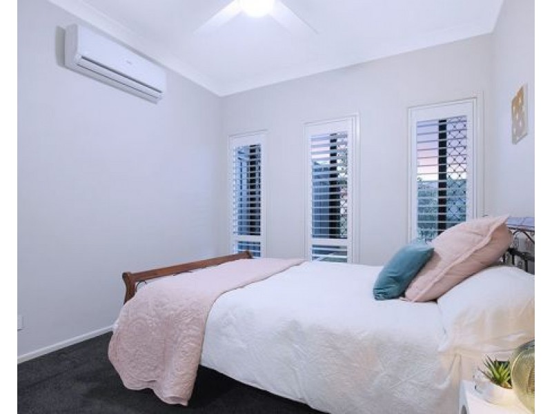 6 Bronze Court, Griffin QLD 4503