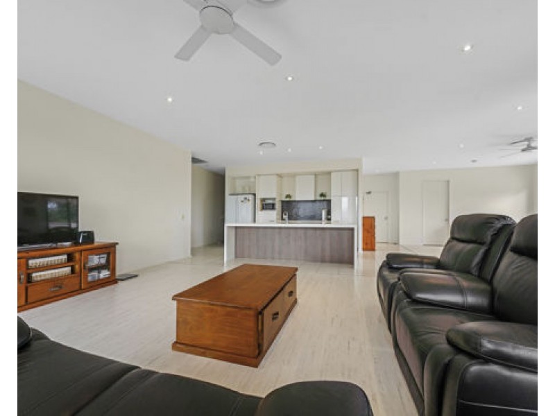 9/305 Easthill Drive, Robina QLD 4226