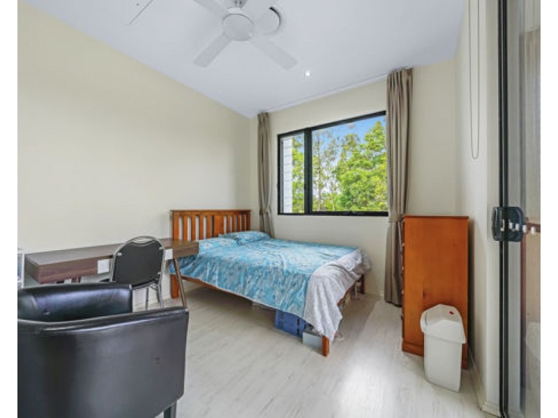 9/305 Easthill Drive, Robina QLD 4226