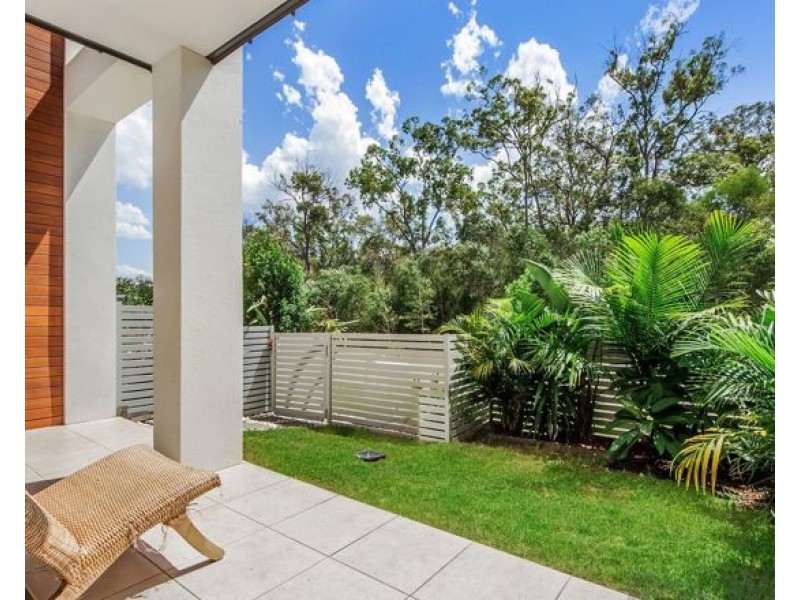 4/31 GATINA CRESCENT, Coomera QLD 4209
