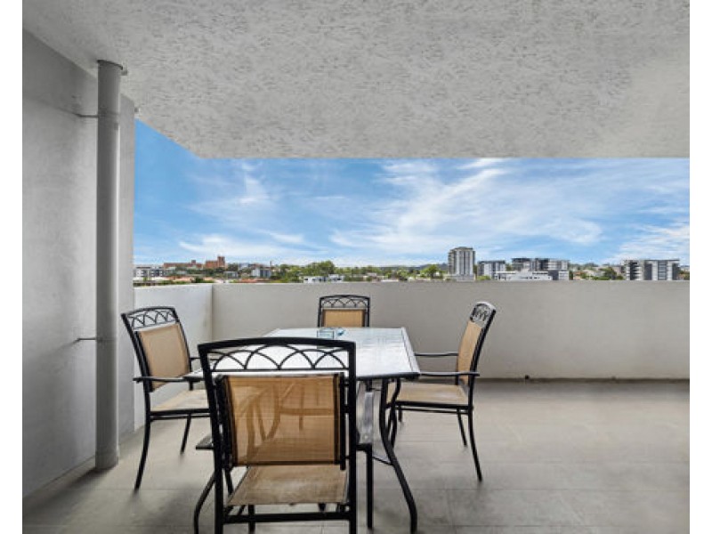 802/39 Thomas Street, Chermside QLD 4032