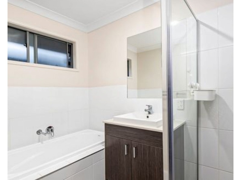 72 Brookbent Road, Pallara QLD 4110