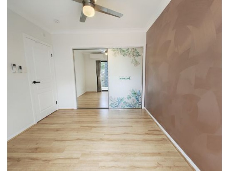 16 Sanders St, Upper Mount Gravatt QLD 4122