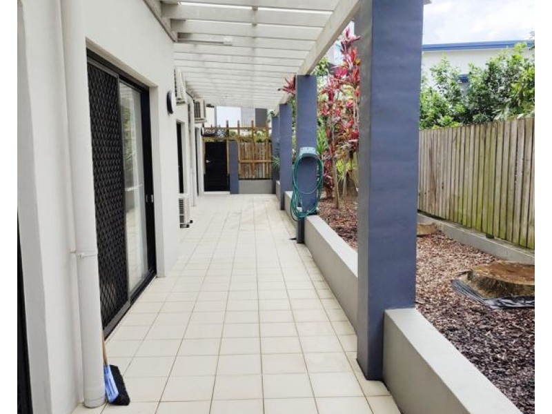 16 Sanders St, Upper Mount Gravatt QLD 4122