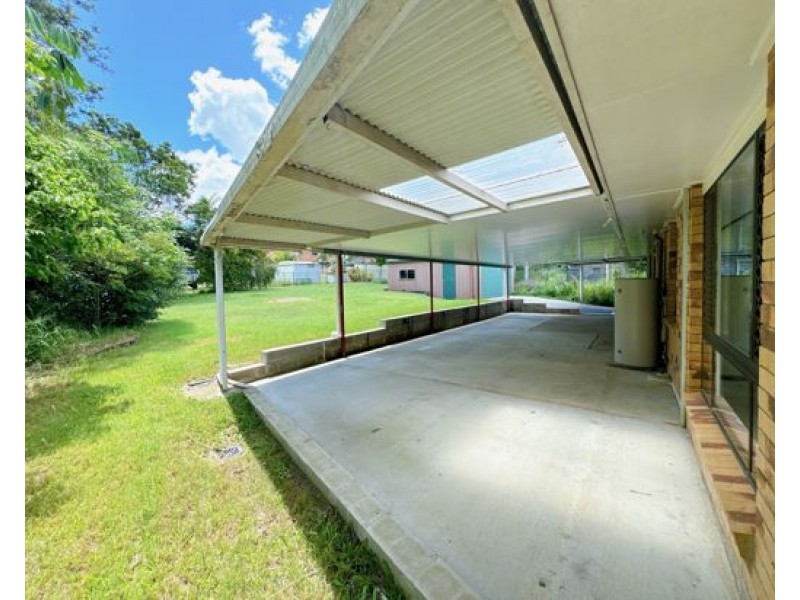 10 Emerald Drive, Regents Park QLD 4118