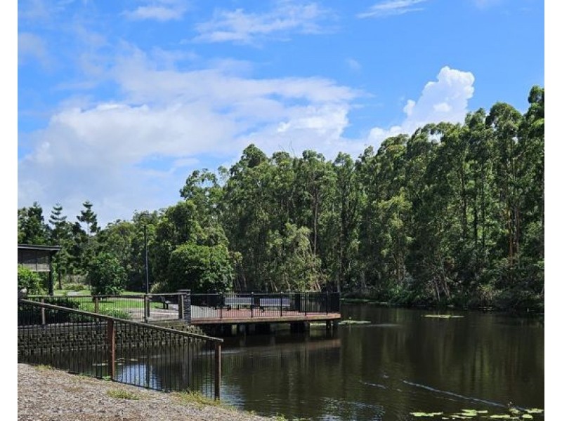 24 Bellagio Cres, Coomera QLD 4209