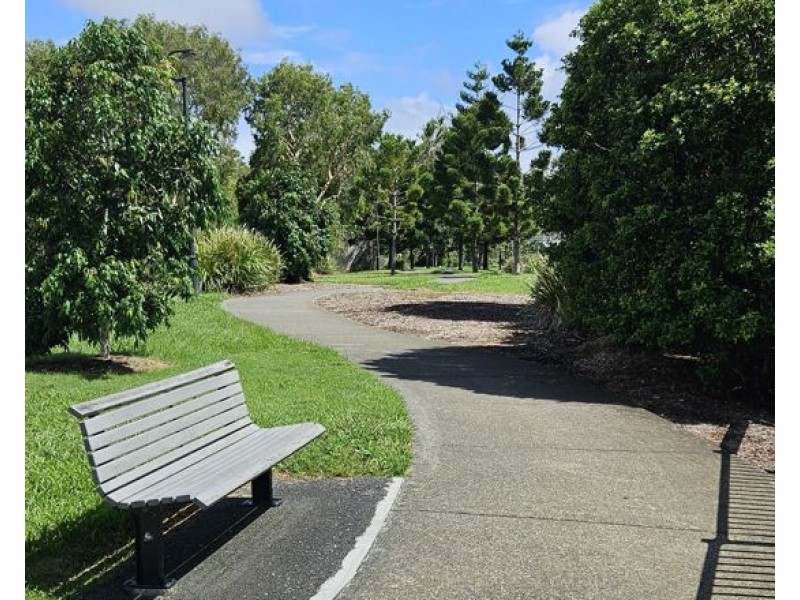 24 Bellagio Cres, Coomera QLD 4209