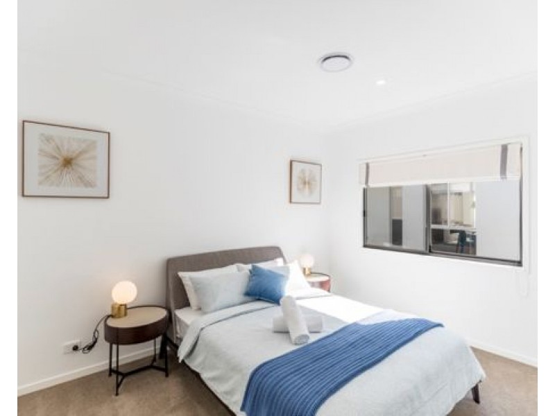 5 Santa Monica boulevard, Hope Island QLD 4212