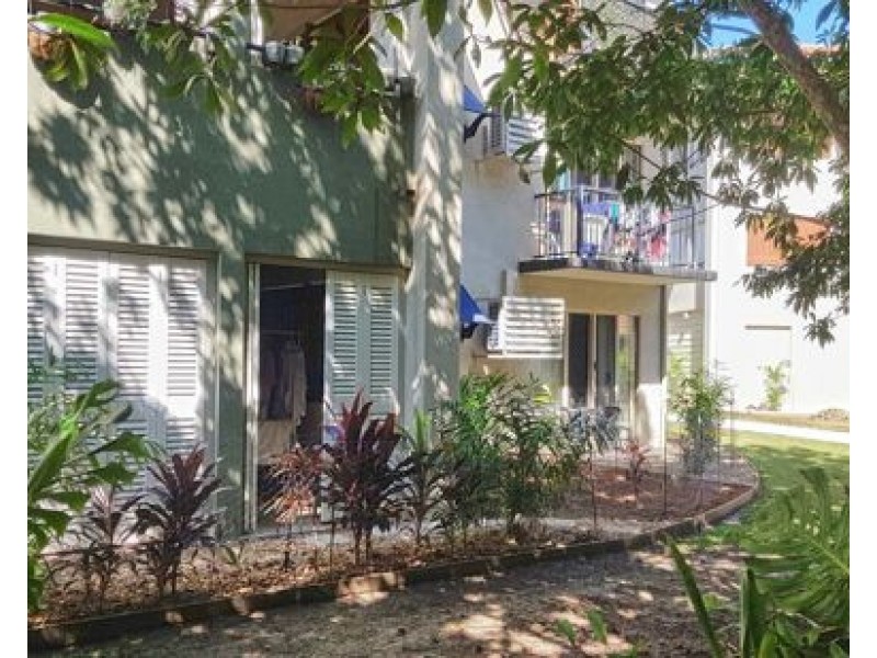 401 40 Clifton Road, Clifton Beach QLD 4879