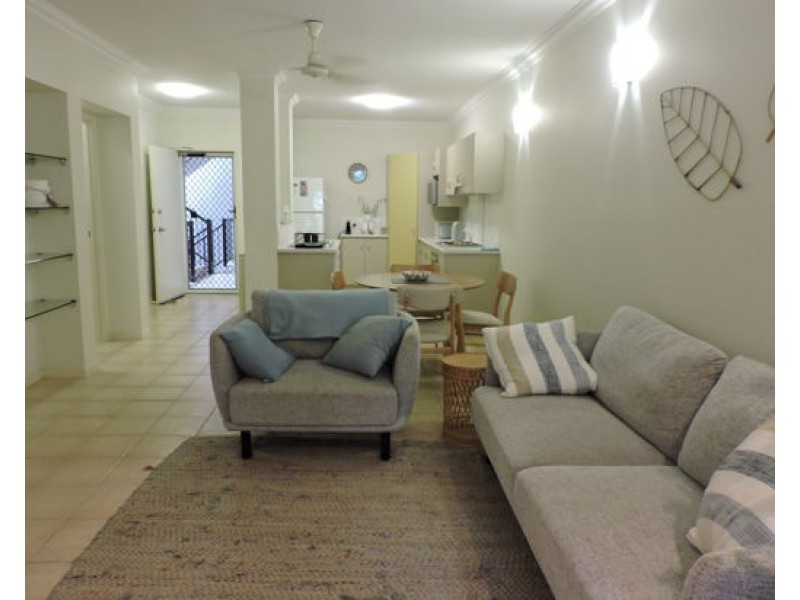 11 22-26 Clifton Road, Clifton Beach QLD 4879