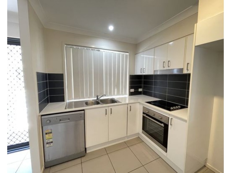 32 88 Shelduck Place, Calamvale QLD 4116