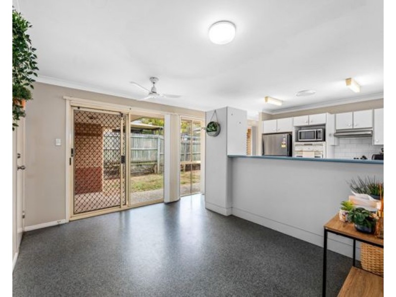 9 LAKEWOOD COURT, Flinders View QLD 4305