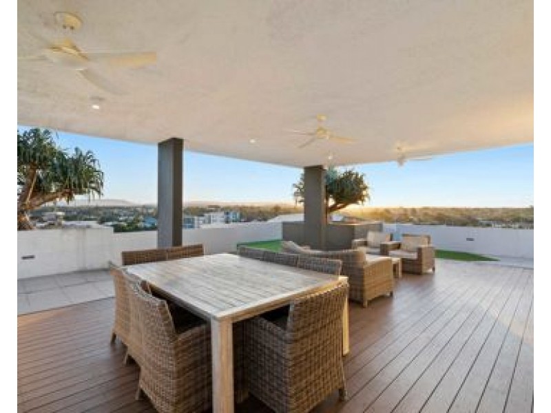 704/8 Norman Street, Southport QLD 4215
