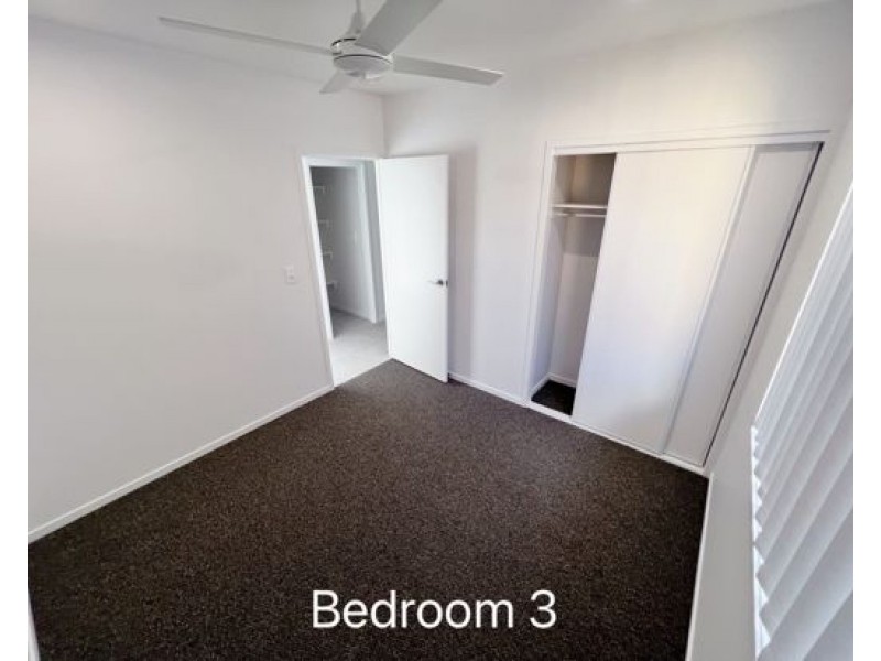 60 Juniper Dr, Greenbank QLD 4124