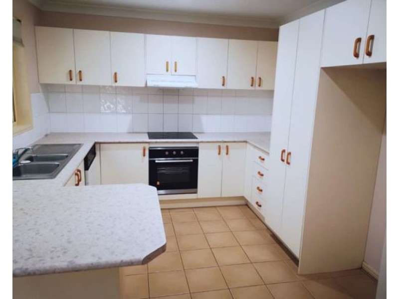 7B Cavill Place, Runcorn QLD 4113