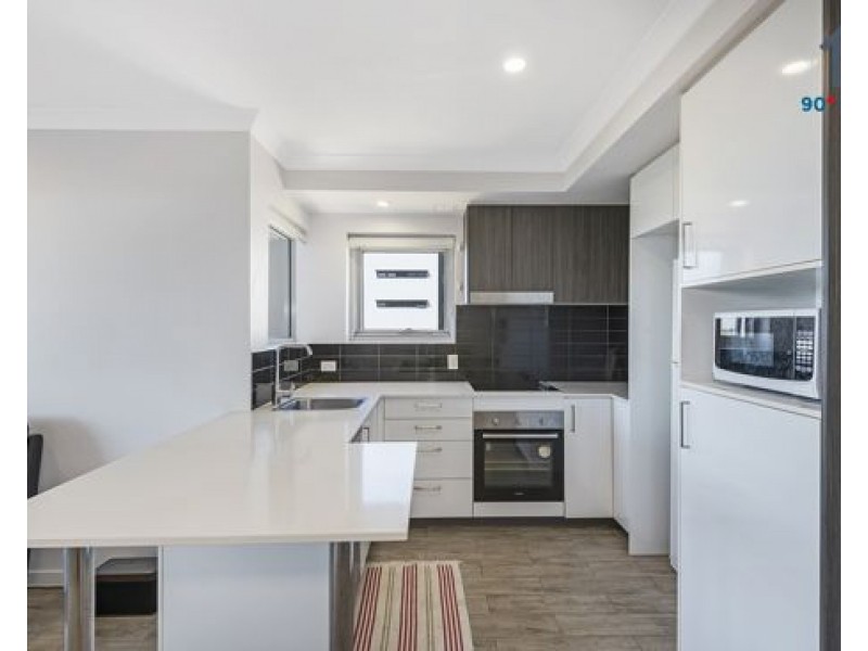 42 / 25-29 Regent Street, Woolloongabba QLD 4102