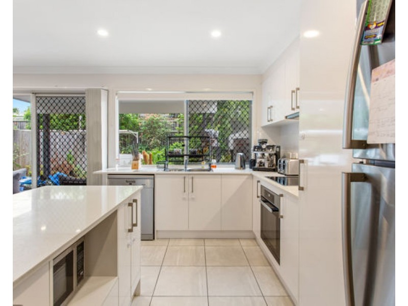 104/21 Emerald Place, Bridgeman Downs QLD 4035