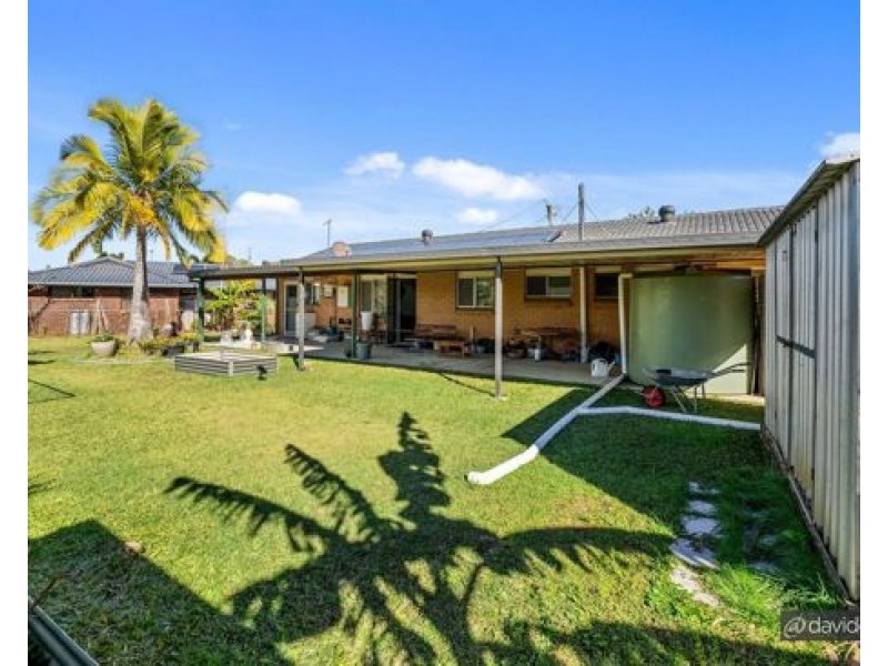 4 LORRAINE COURT, Lawnton QLD 4501