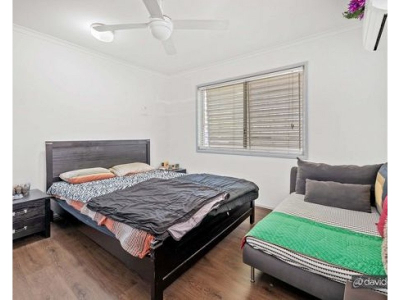 4 LORRAINE COURT, Lawnton QLD 4501