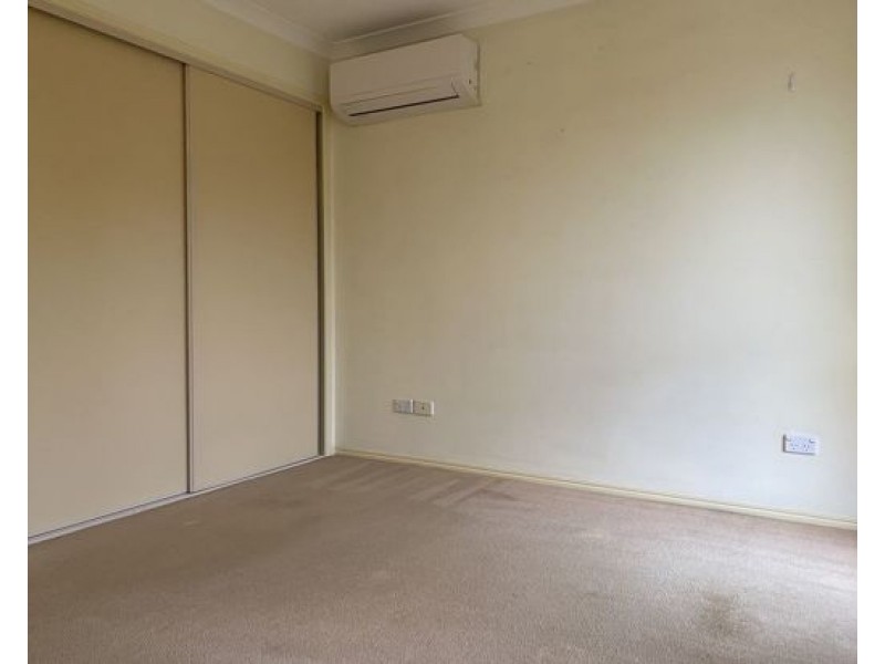 3 Kulkyne Ln, Parkinson QLD 4115