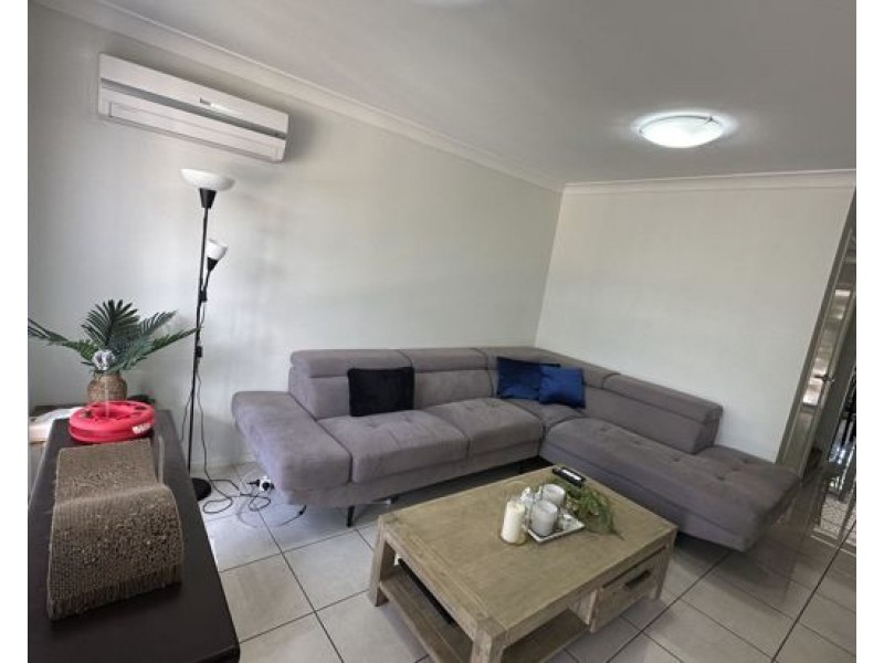 11/238 Young Rd, Narangba QLD 4504