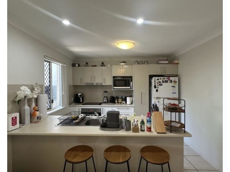 11/238 Young Rd, Narangba QLD 4504