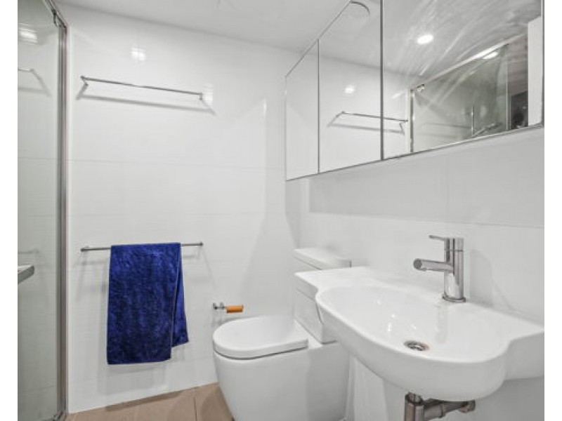 2304/55 Railway Tec, Milton QLD 4064