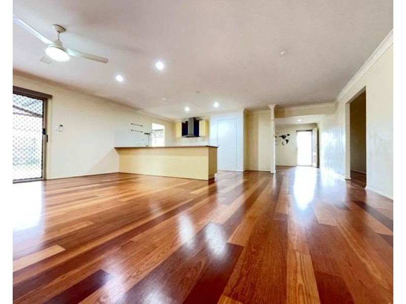 14 Dennis Close, Calamvale QLD 4116