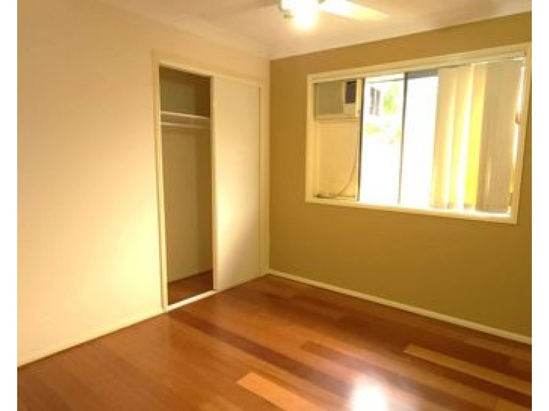 14 Dennis Close, Calamvale QLD 4116