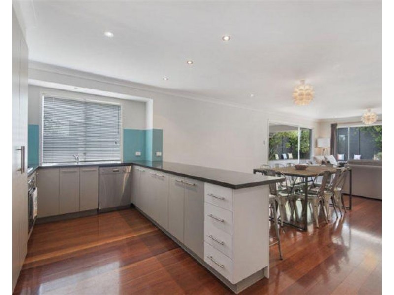 36 Girraween Crescent, Parkinson QLD 4115